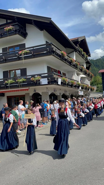 Festumzug durch Oberstdorf
